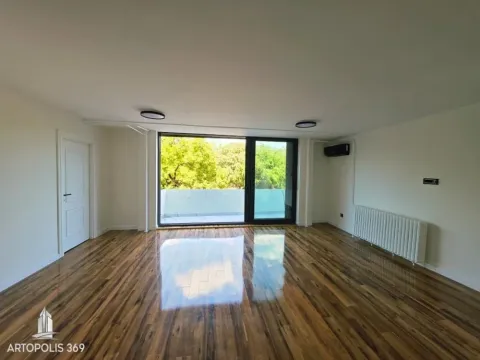Prodaja, trosoban stan, 80m², Novi Beograd Blok 28, Novi Beograd Sve Podlokacije - image 4