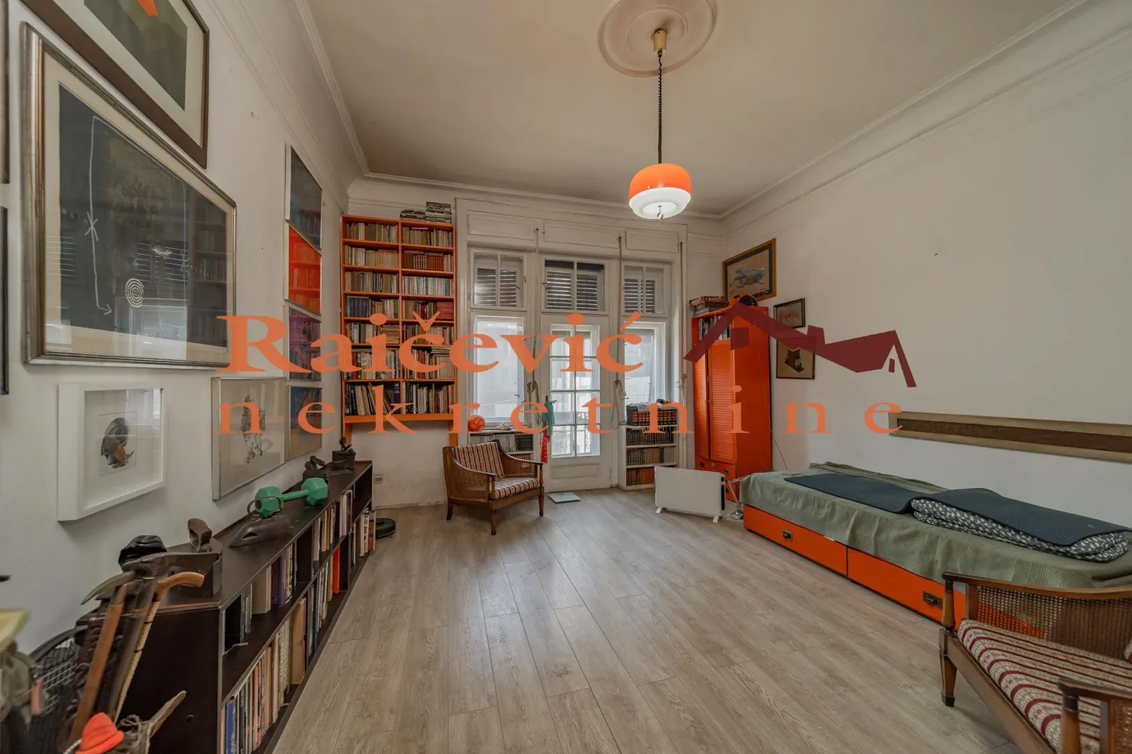 Sale, four bedroom apartment, 139m², Stari Grad, Beograd