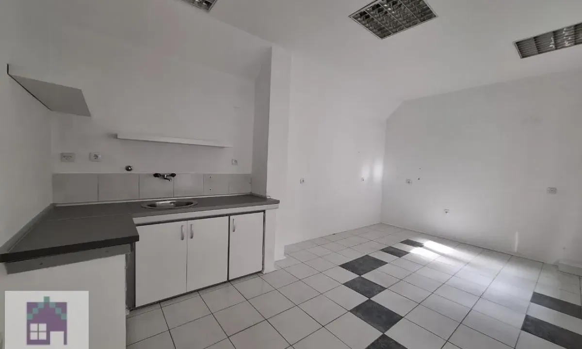 Izdavanje, poslovni prostor, 35m², Obrenovac, Beograd