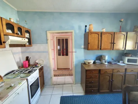 Prodaja, kuća, 118m², Zorka, Subotica - image 18