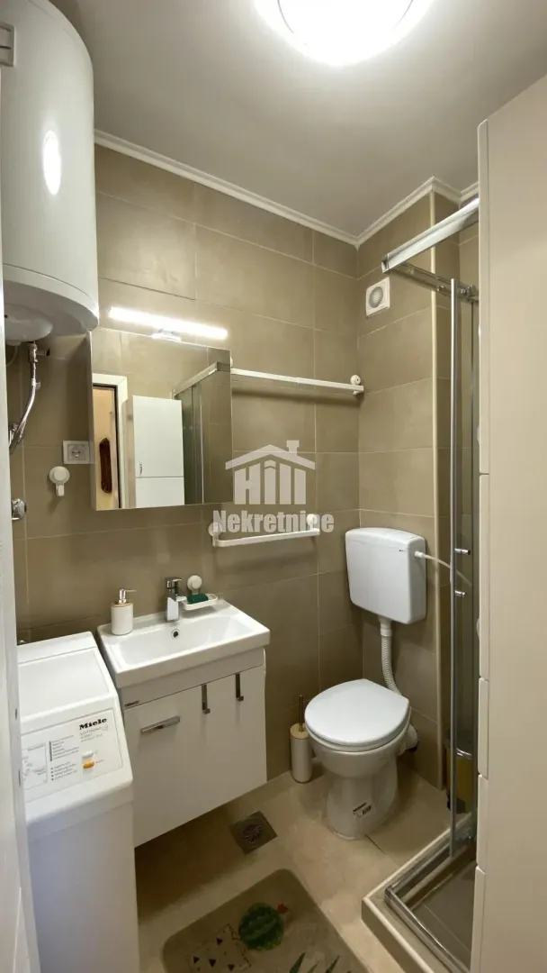Sale, one bedroom apartment, 36m², Zemun Cara Dušana, Zemun Sve Podlokacije