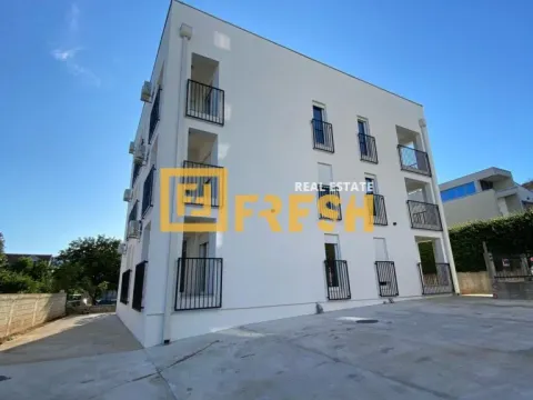 Izdavanje, trosoban stan, 33m2, Zagorič, Podgorica Izdavanje, trosoban stan, 33m2, Zagorič, Podgorica