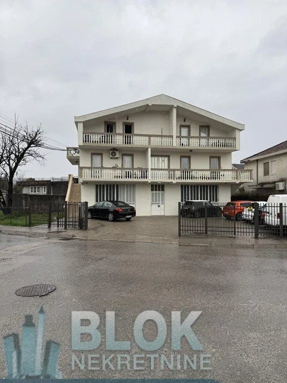 Izdavanje, dvosoban stan, 65m², Zagorič, Podgorica
