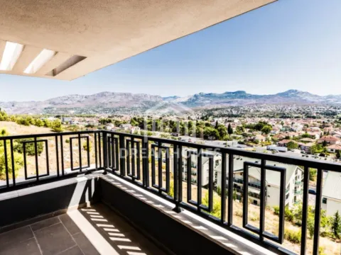 Prodaja, dvosoban stan, 90m², Gorica C, Podgorica - image 10