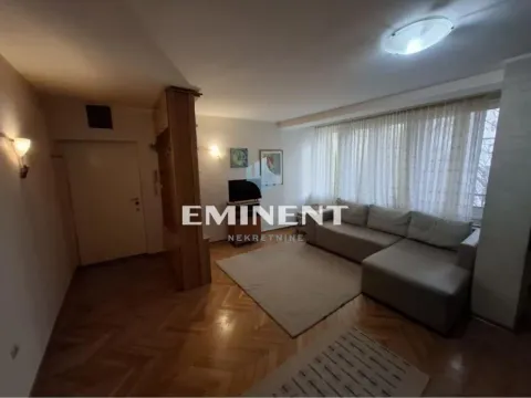 Rent, three bedroom apartment, 67m², Kalenić Pijaca, Vračar Sve Podlokacije