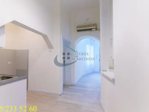 Rent, two bedroom apartment, 36m², Botanička Bašta, Palilula Sve Podlokacije - image 7