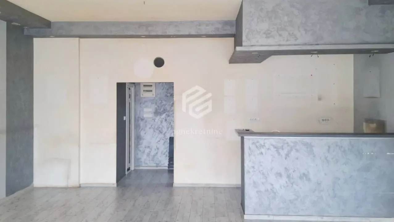 Rent, office space, 51m², Pobrežje, Podgorica