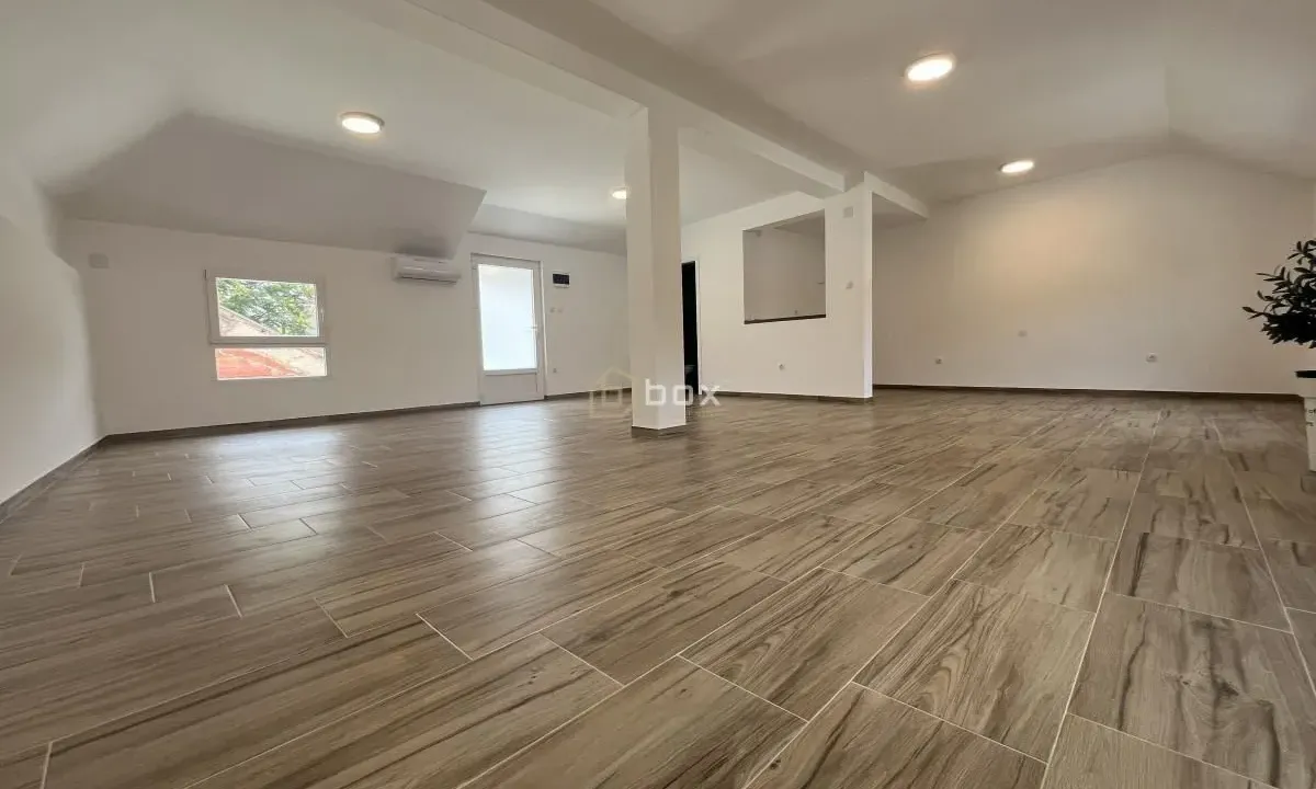 Rent, office space, 70m², Medijana, Niš