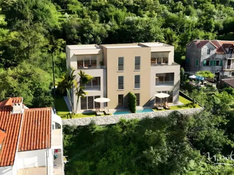 Prodaja, jednosoban stan, 55m², Stoliv, Kotor - image 1