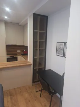 Rent, one bedroom apartment, 50m², Tivat, Crna Gora - image 4