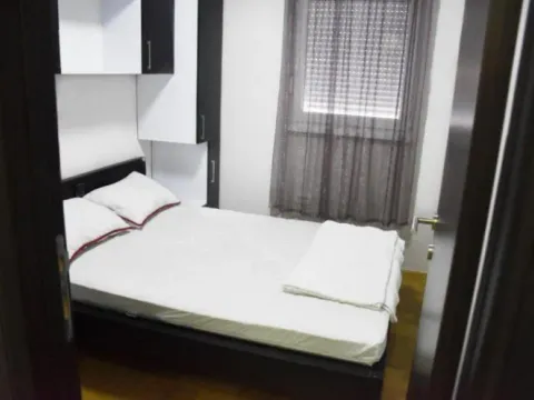 Izdavanje, stan, 80m², Dubovica, Budva - image 2