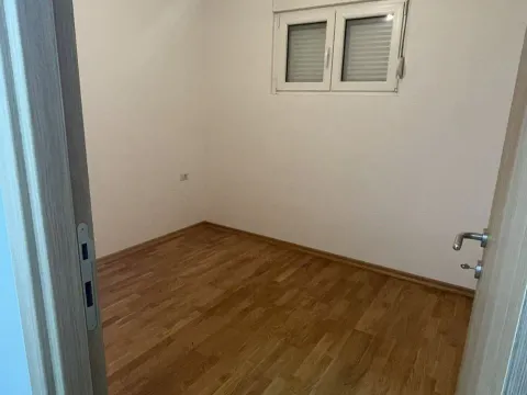 Prodaja, dvosoban stan, 45m², Zabjelo, Podgorica - image 4