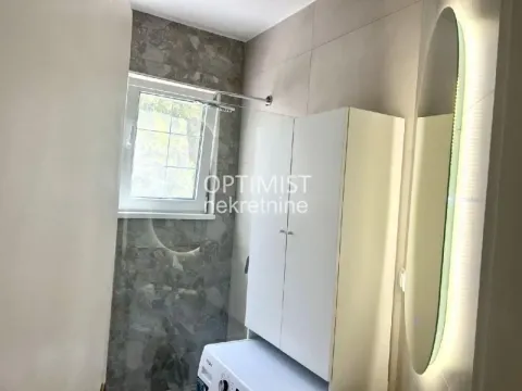 Izdavanje, trosoban stan, 55m², Botanička Bašta, Palilula Sve Podlokacije - image 10