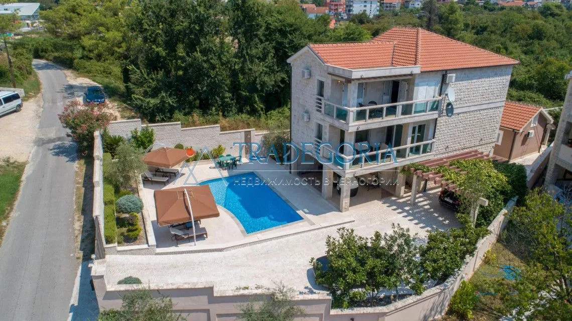 Prodaja, kuća, 267m², Tivat, Crna Gora
