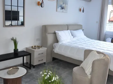 Prodaja, trosoban stan, 110m², Prčanj, Kotor - image 12