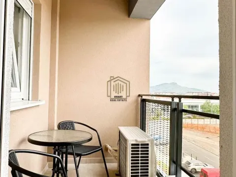 Izdavanje, jednosoban stan, 47m², Stari Aerodrom, Podgorica - image 2