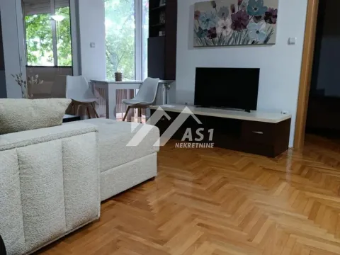 Izdavanje, dvosoban stan, 45m², Podbara, Novi Sad Sve Podlokacije - image 3