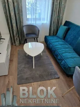 Izdavanje, kuća, 37m², Preko Morače, Podgorica - image 8