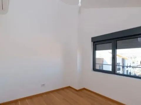 Prodaja, četvorosoban stan, 206m², Zabjelo, Podgorica - image 3