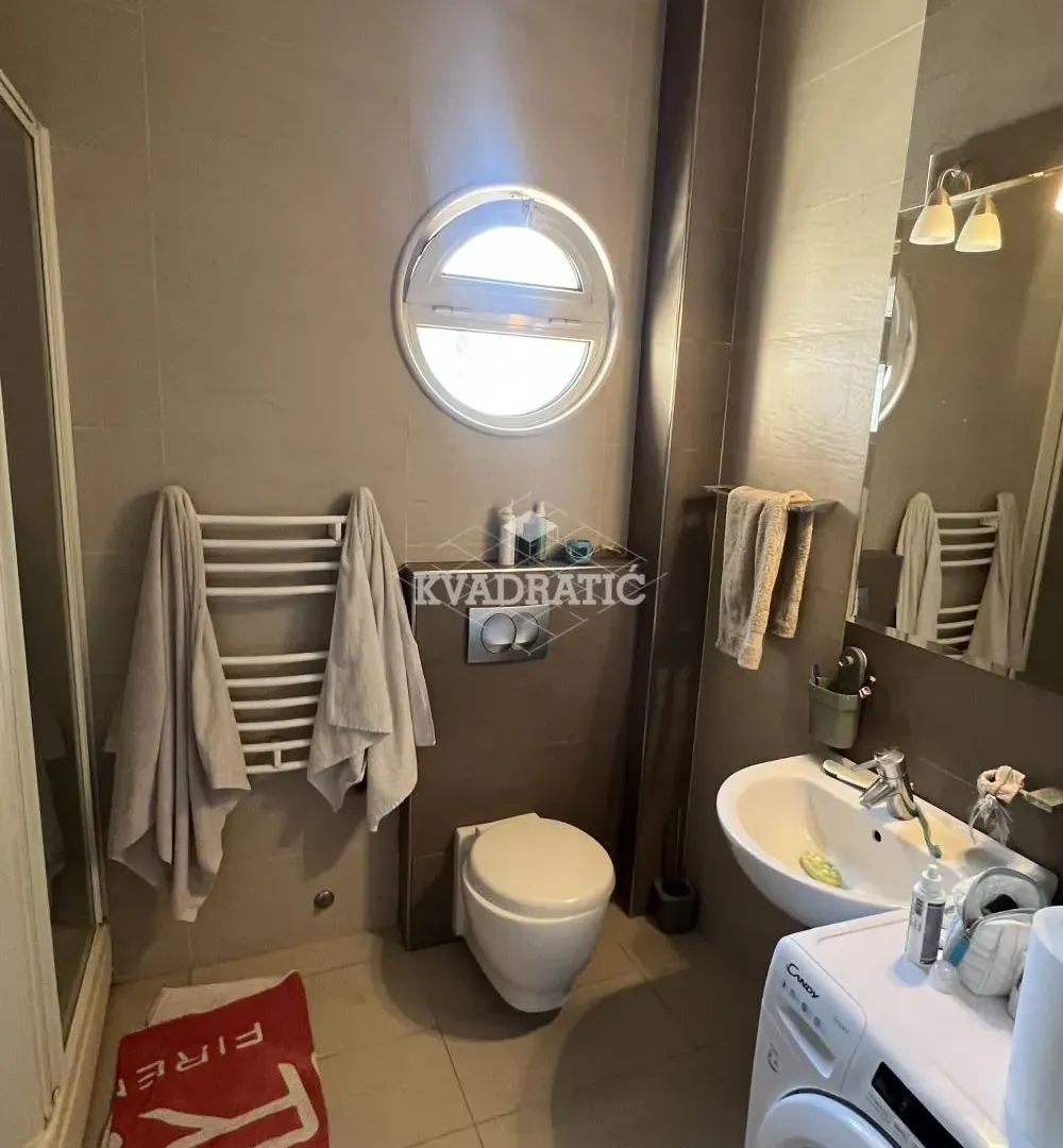 Sale, four bedroom apartment, 126m², Savski Venac, Beograd