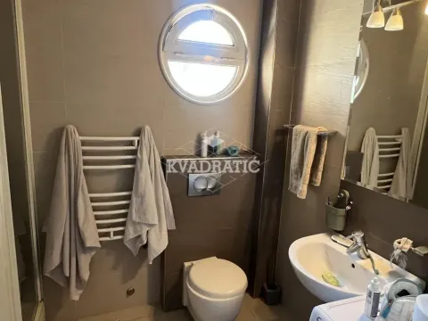 Prodaja, četvorosoban stan, 126m², Savski Venac, Beograd - image 18