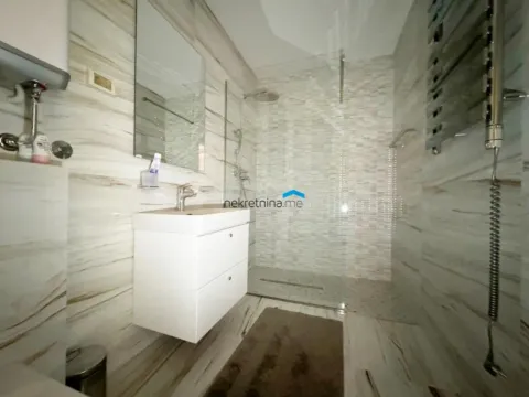 Izdavanje, trosoban stan, 104m², Preko Morače, Podgorica - image 11