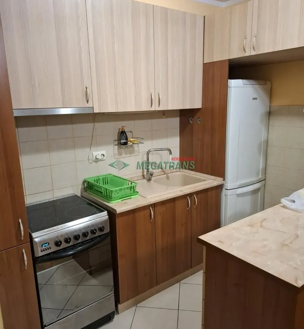 Rent, two bedroom apartment, 42m², Bulevar patrijarha Pavla, Novi Sad Sve Podlokacije
