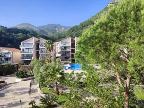 Prodaja, dvosoban stan, 64m², Pržno, Budva