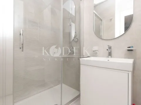 Izdavanje, jednosoban stan, 40m², Central Point, Podgorica - image 2