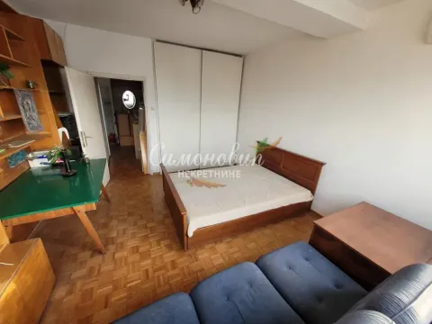 Prodaja, trosoban stan, 72m², Dušanovac, Voždovac Sve Podlokacije - image 2