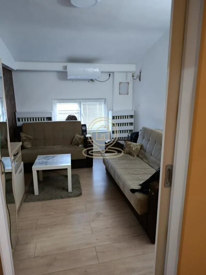 Prodaja, dvosoban stan, 52m², Centar, Novi Sad