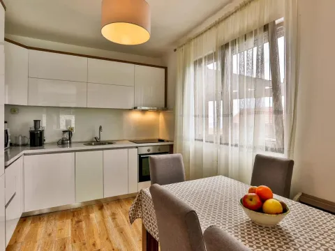 Rent, house, 270m², Rijeka Reževići, Budva - image 35
