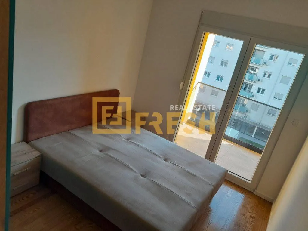 Rent, one bedroom apartment, 43m², Pobrežje, Podgorica