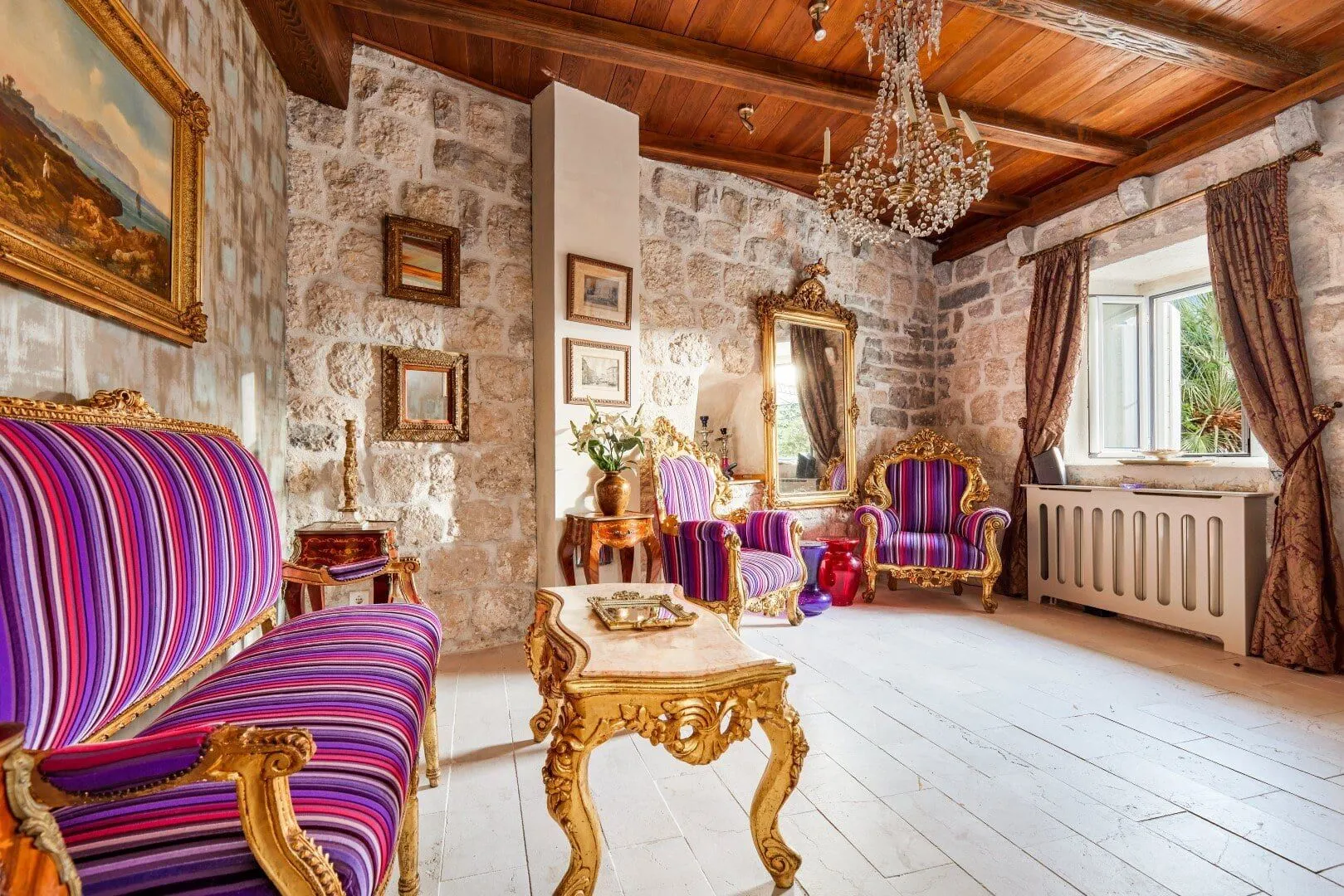 Rent, house, 2117m², Kotor, Crna Gora