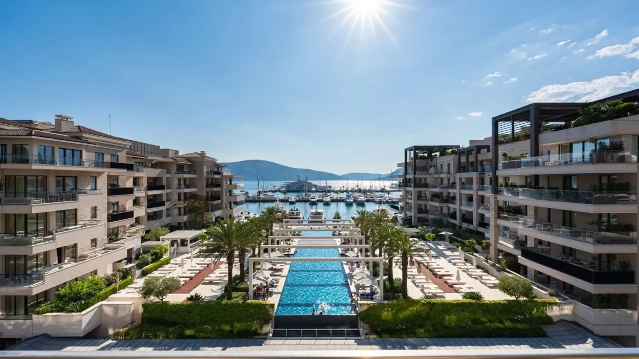 Prodaja, četvorosoban stan, 350m², Porto Montenegro, Tivat
