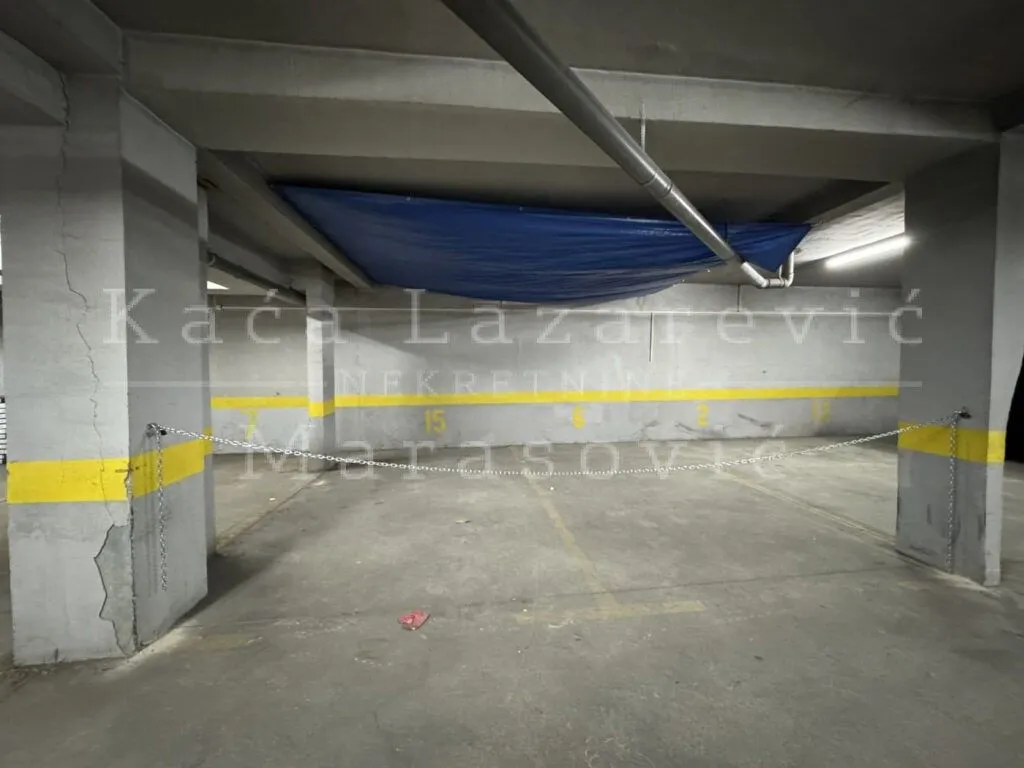 Prodaja, trosoban stan, 117m², Crveni Krst, Beograd