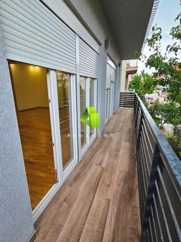 Prodaja, trosoban stan, 92m², Pantelej, Niš