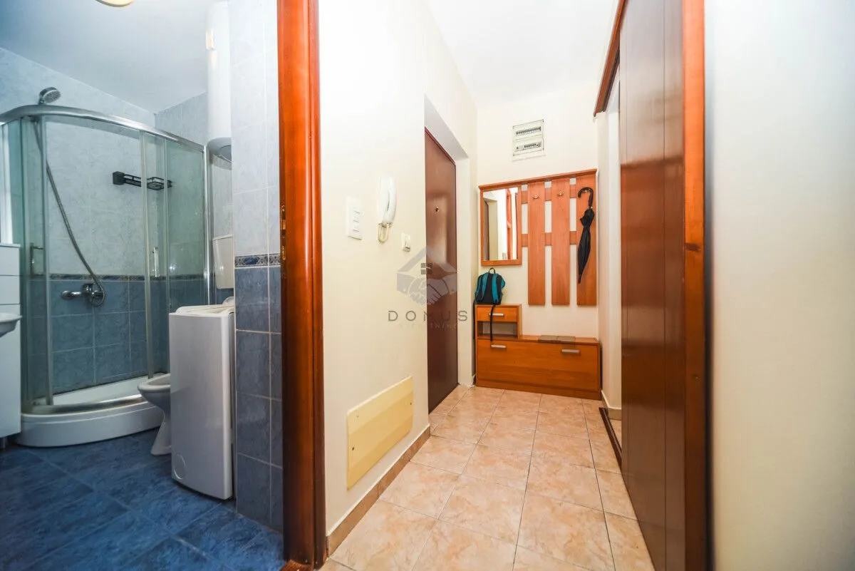 Izdavanje, jednosoban stan, 39m², Pobrežje, Podgorica
