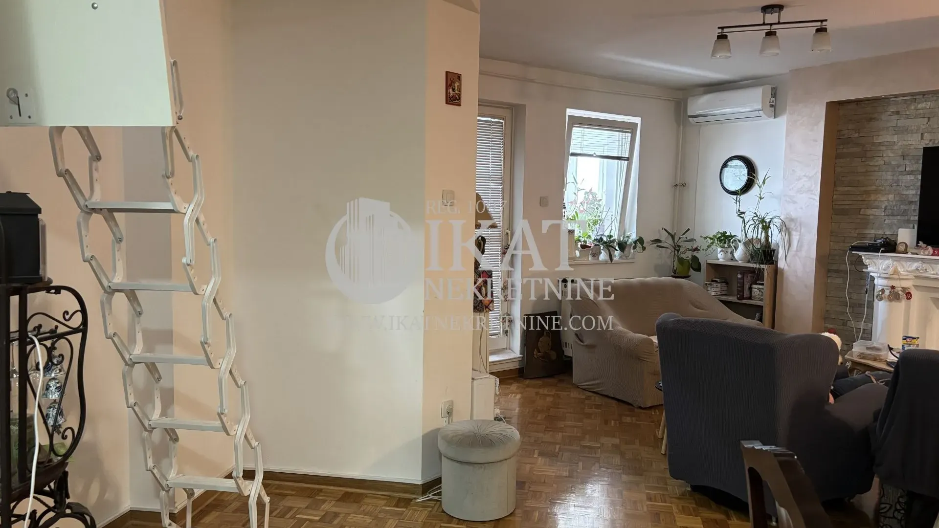 Prodaja, četvorosoban stan, 135m², Novi Beograd Blok 22, Novi Beograd Sve Podlokacije