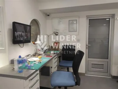 Prodaja, trosoban stan, 66m², Vračar Sve Podlokacije, Beograd - image 9