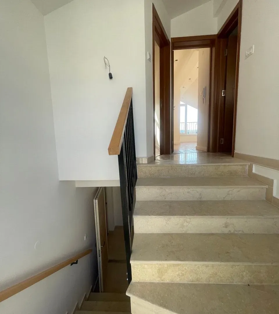Prodaja, jednosoban stan, 42m², Ljubović, Podgorica