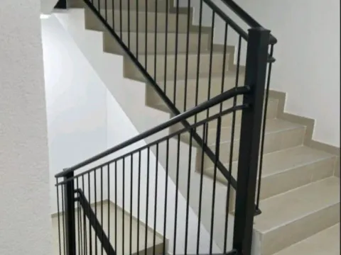 Prodaja, jednosoban stan, 44m², Pobrežje, Podgorica - image 12