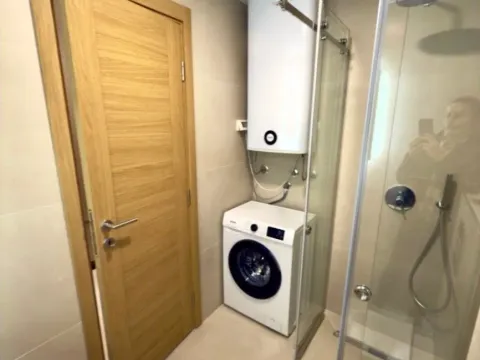 Izdavanje, jednosoban stan, 48m², City Kvart, Podgorica - image 8