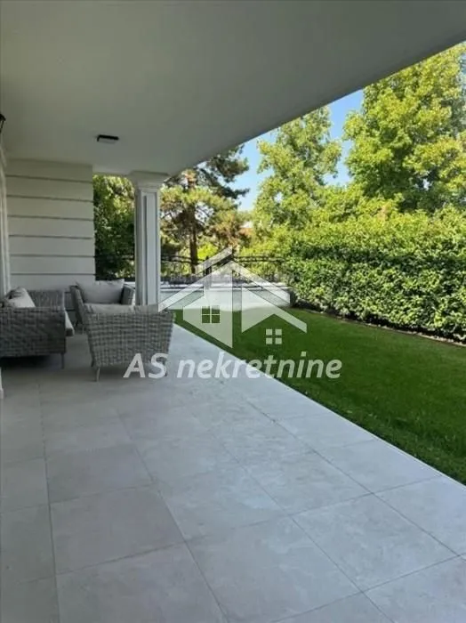 Rent, apartment, 215m², Savski Venac, Beograd