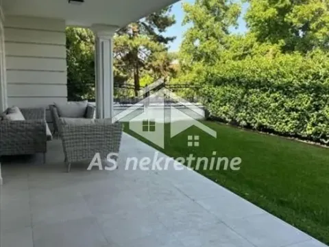 Izdavanje, stan, 215m², Savski Venac, Beograd - image 17