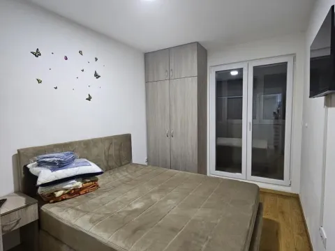 Izdavanje, dvosoban stan, 65m², Kragujevac, Srbija - image 4