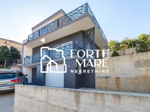 Sale, house, 160m², Zelenika, Herceg Novi