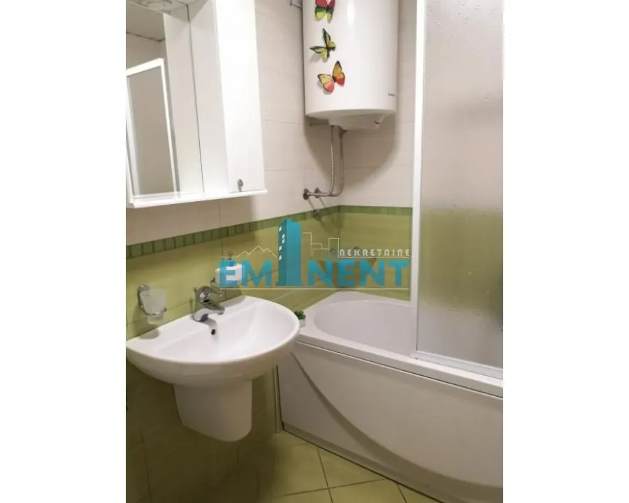 Rent, three bedroom apartment, 72m², Đeram Pijaca, Beograd