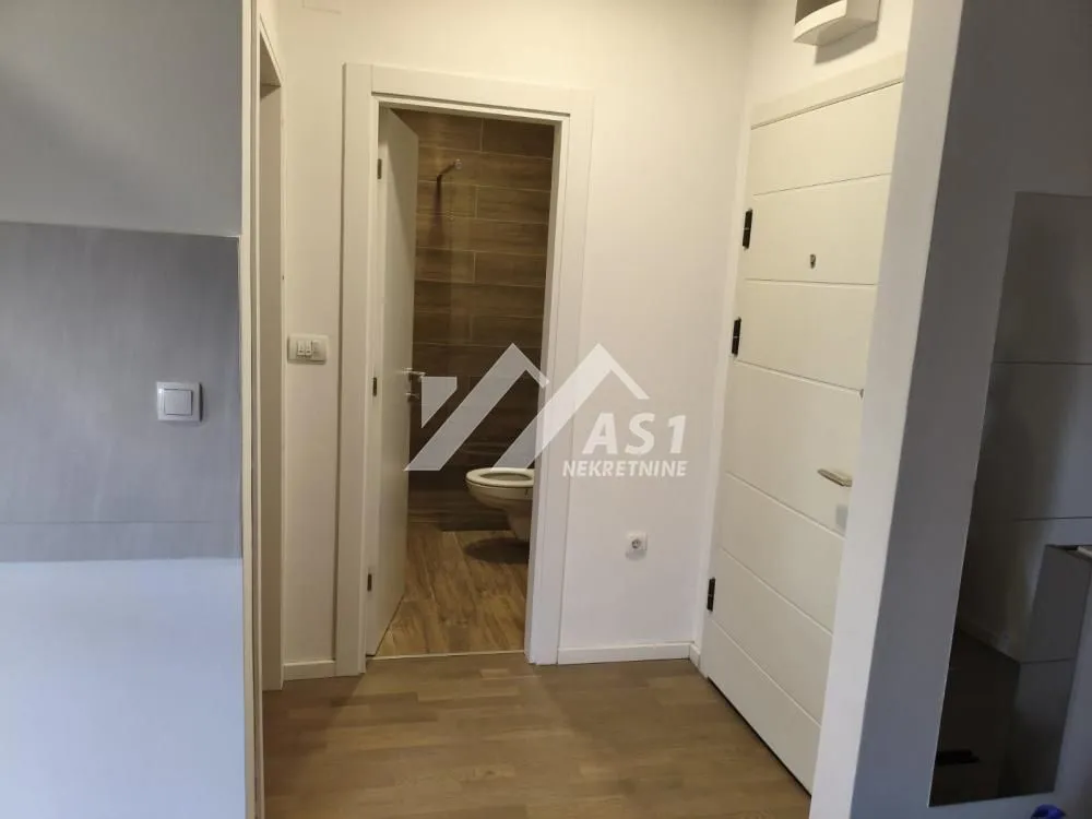 Izdavanje, jednosoban stan, 42m², Adice, Novi Sad Sve Podlokacije