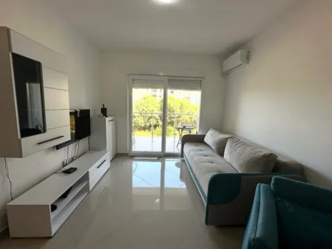 Izdavanje, stan, 59m², Šušanj, Bar - image 3